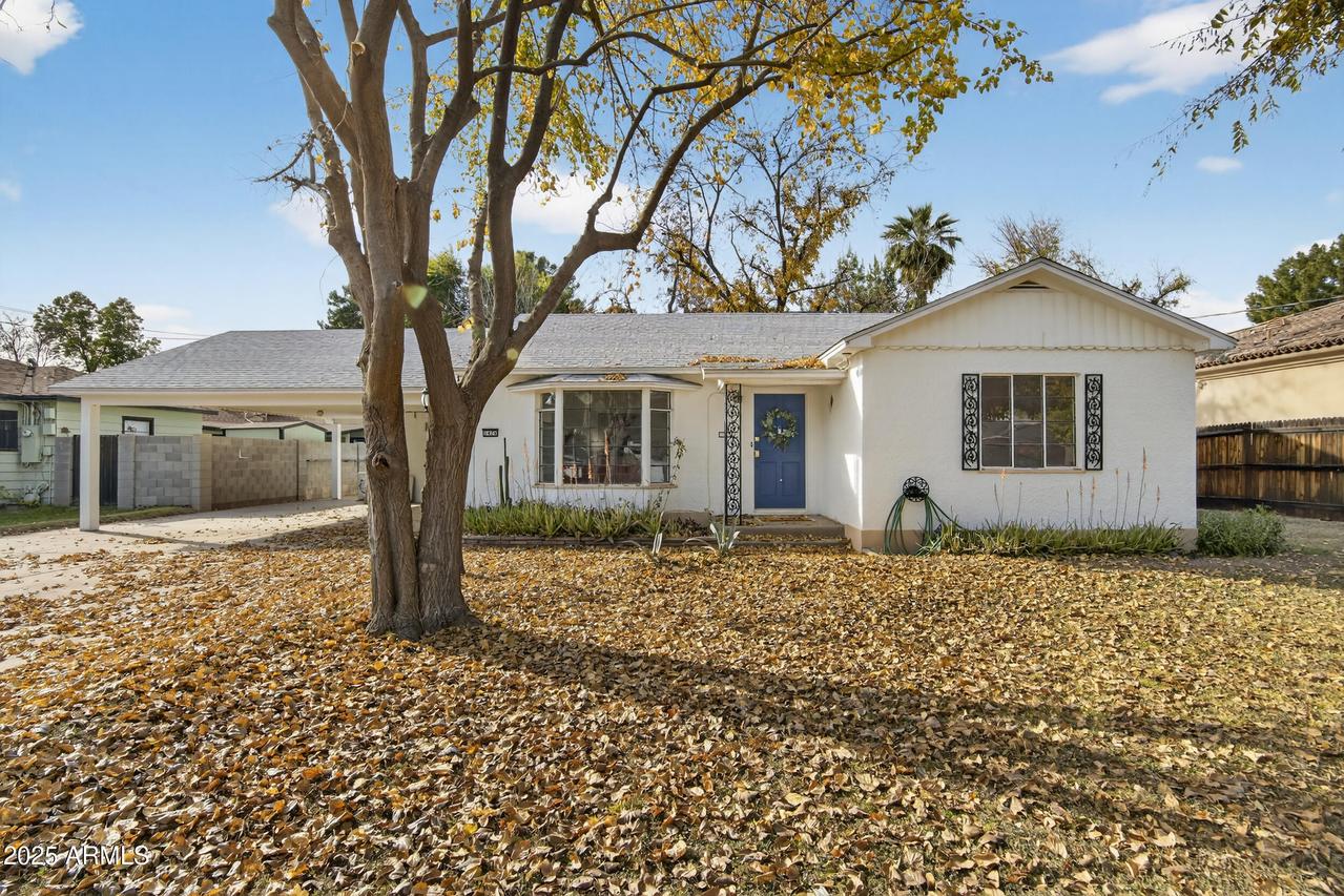 1426 S Grandview Dr., Tempe, AZ 85281