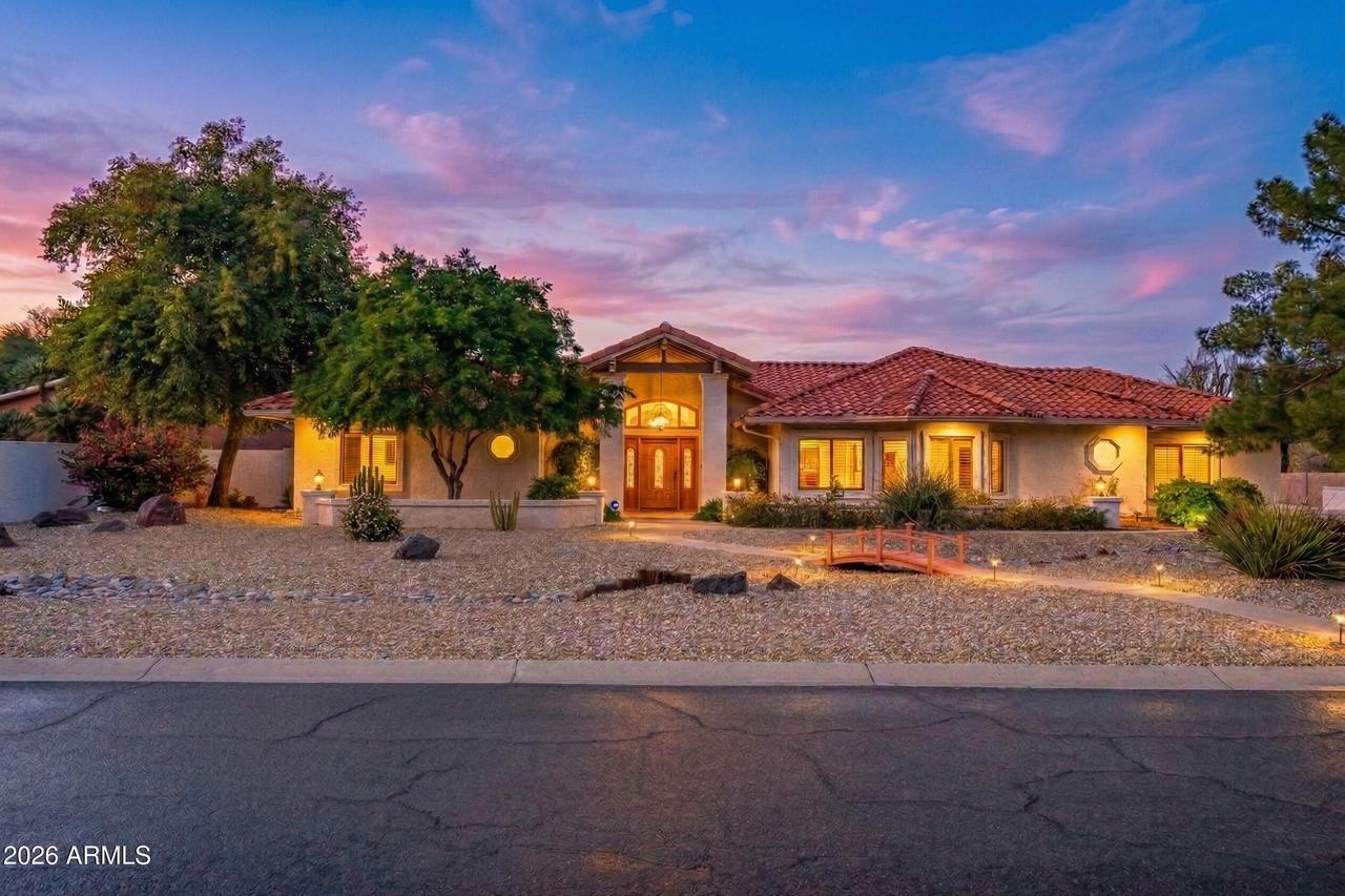 5608 W Soft Wind Dr., Glendale, AZ 85310