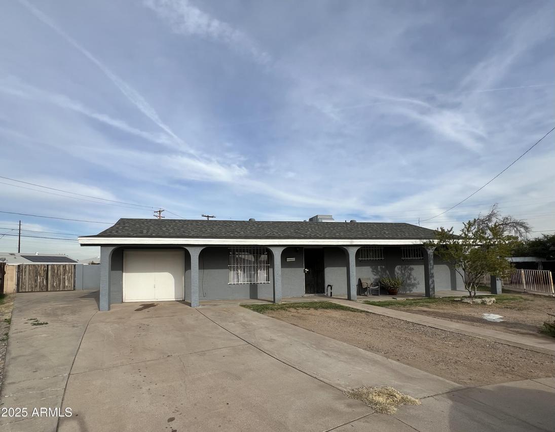 3213 N 49th Ln., Phoenix, AZ 85031