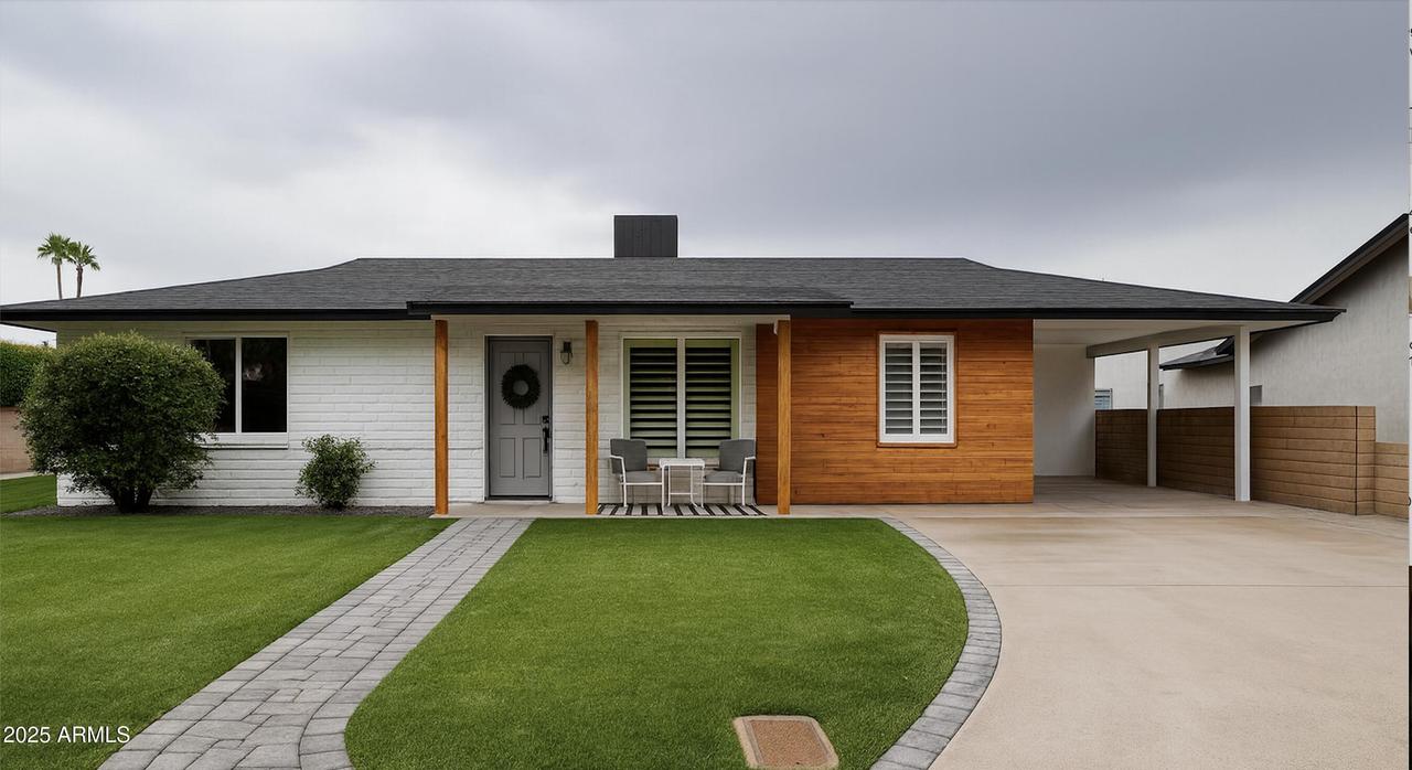 2917 E Pinchot Ave., Phoenix, AZ 85016