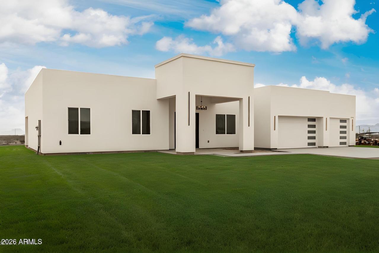 37911 W Rancho Dr., Tonopah, AZ 85354