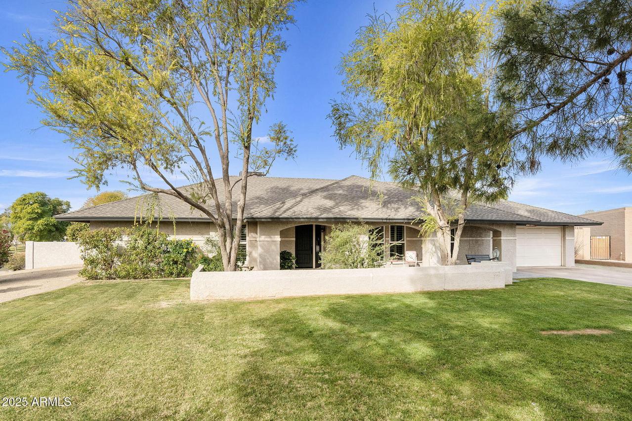 1902 E Redfield Rd., Tempe, AZ 85283