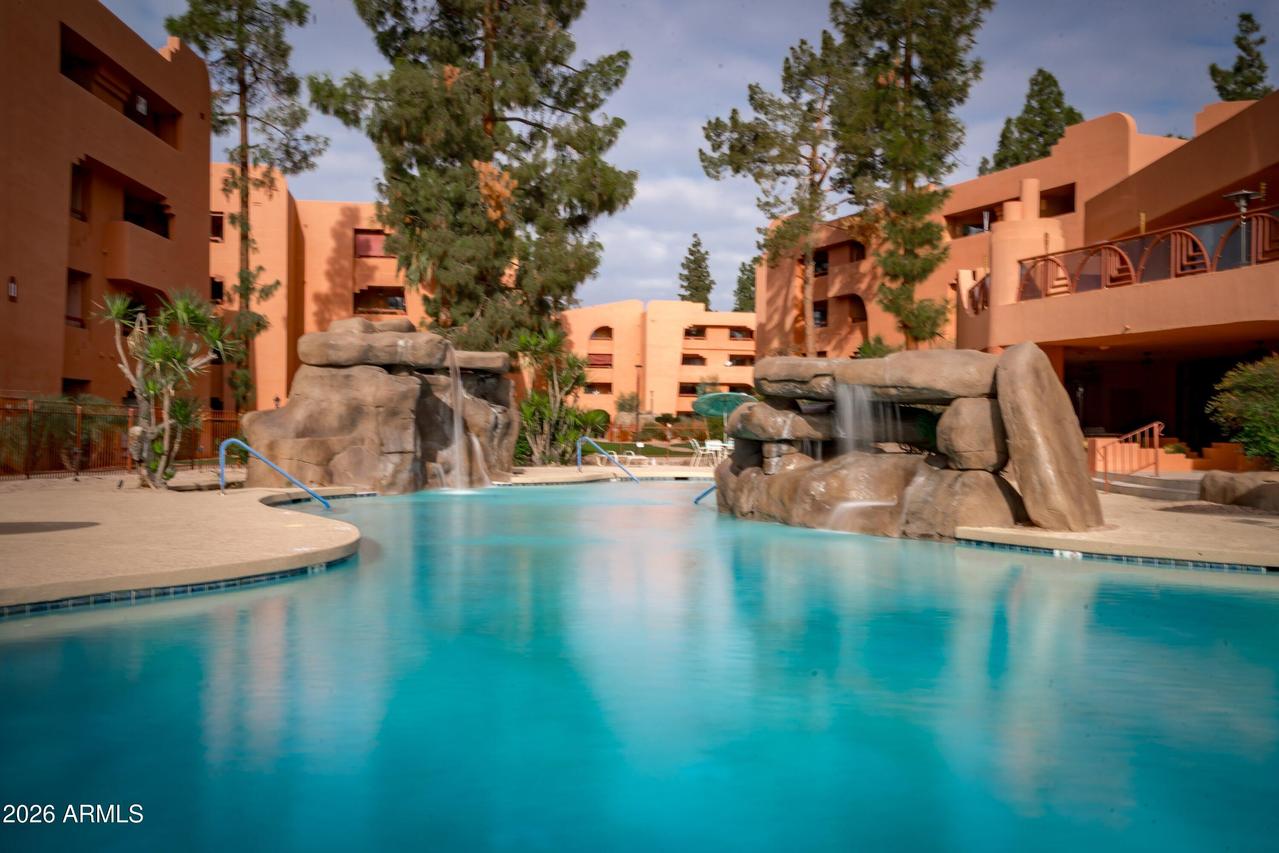 12222 N Paradise Village Pkwy. #411, Phoenix, AZ 85032