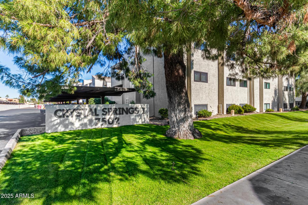 7502 E Thomas Rd. #109, Scottsdale, AZ 85251