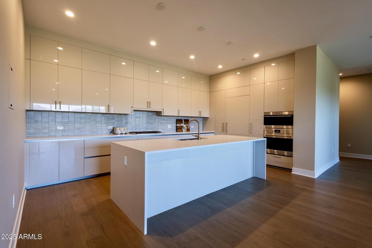 19355 N 73rd Way #E2014, Scottsdale, AZ 85255