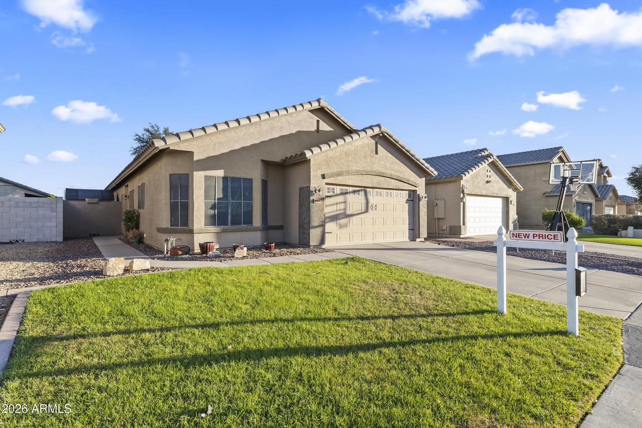 8916 W Cherry Hills Dr., Peoria, AZ 85345