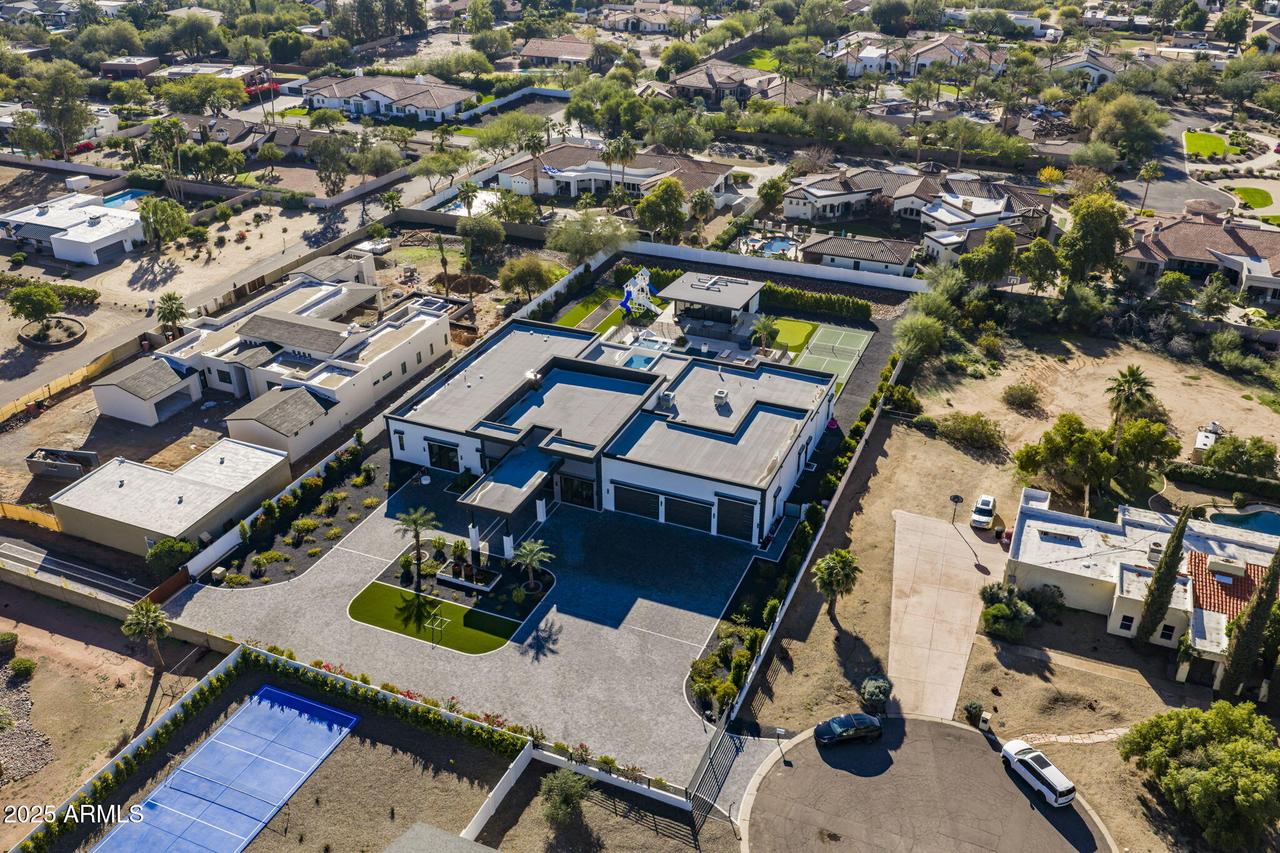 7627 E Sunnyside Dr., Scottsdale, AZ 85260