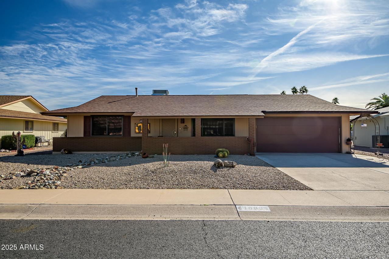 10008 W Bright Angel Cir., Sun City, AZ 85351