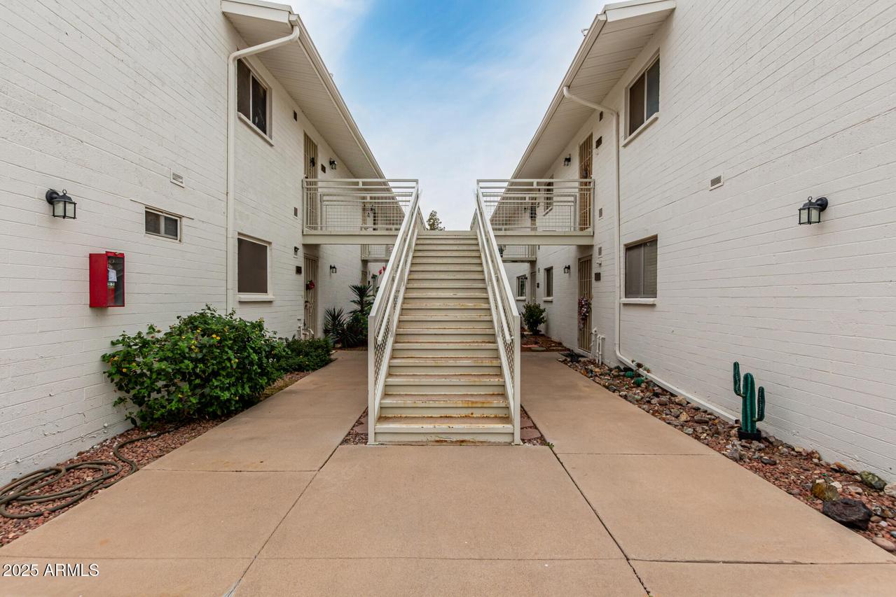 808 N 82nd St. #F214, Scottsdale, AZ 85257