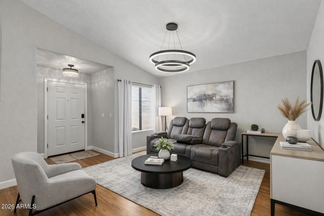 2105 E Robin Ln., Phoenix, AZ 85024