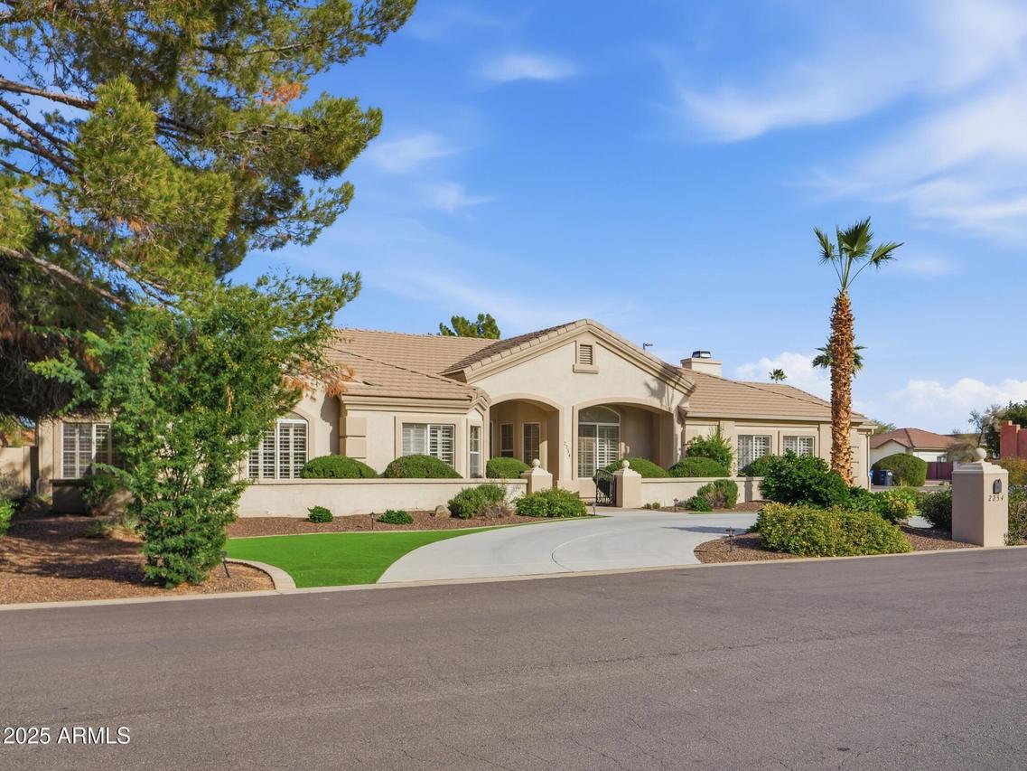 2254 E Barbarita Ave., Gilbert, AZ 85234
