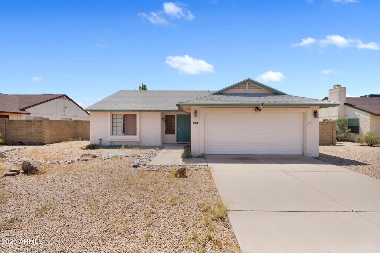 1639 E Aire Libre Ave., Phoenix, AZ 85022