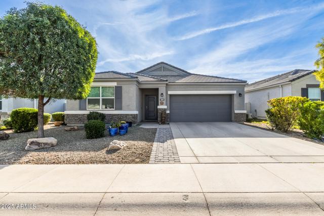 New Homes with Master Bedrooms on the 1st Floor in Laveen: December 27th to January 2nd