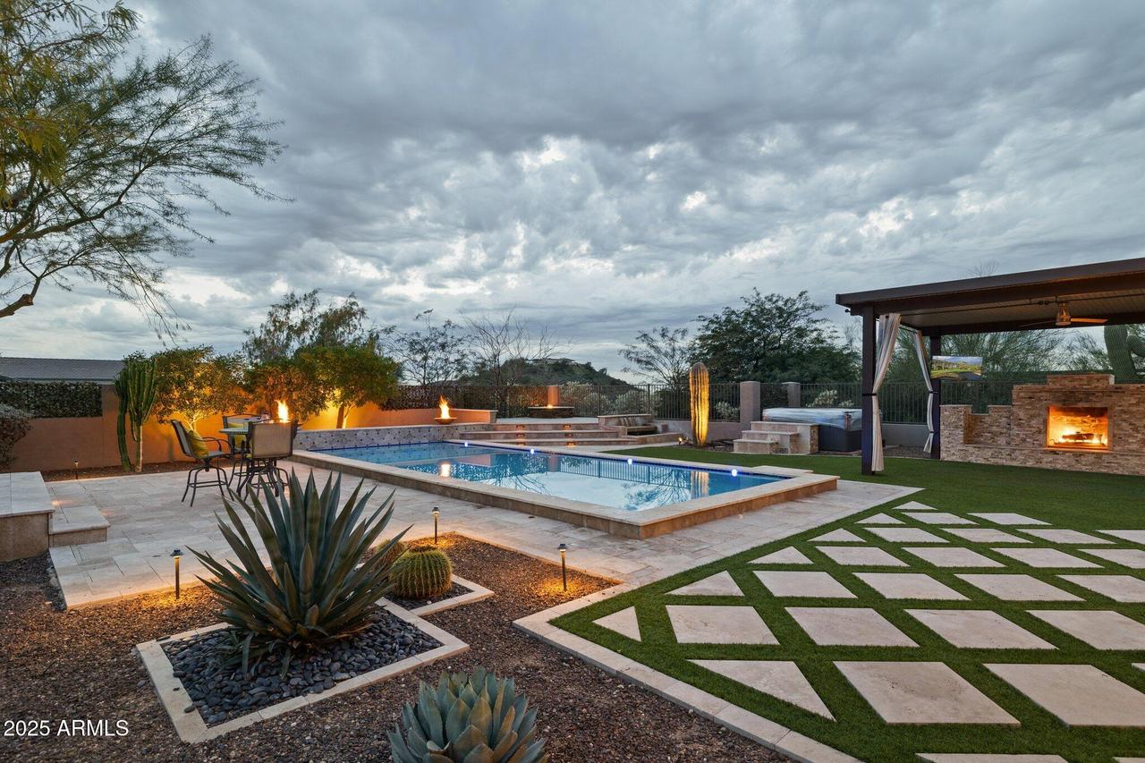 8721 E Nance St., Mesa, AZ 85207