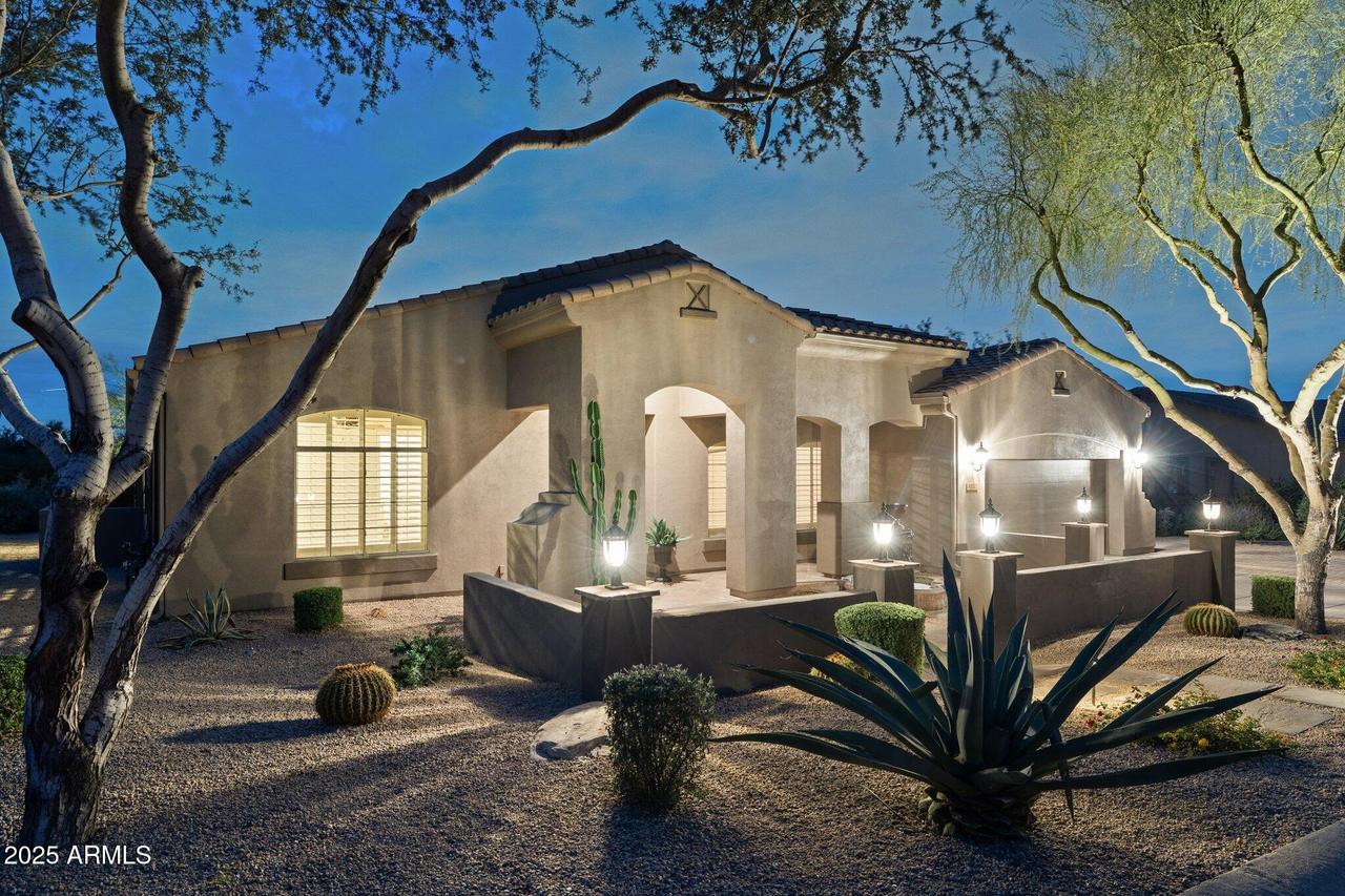 8721 E Nance St., Mesa, AZ 85207