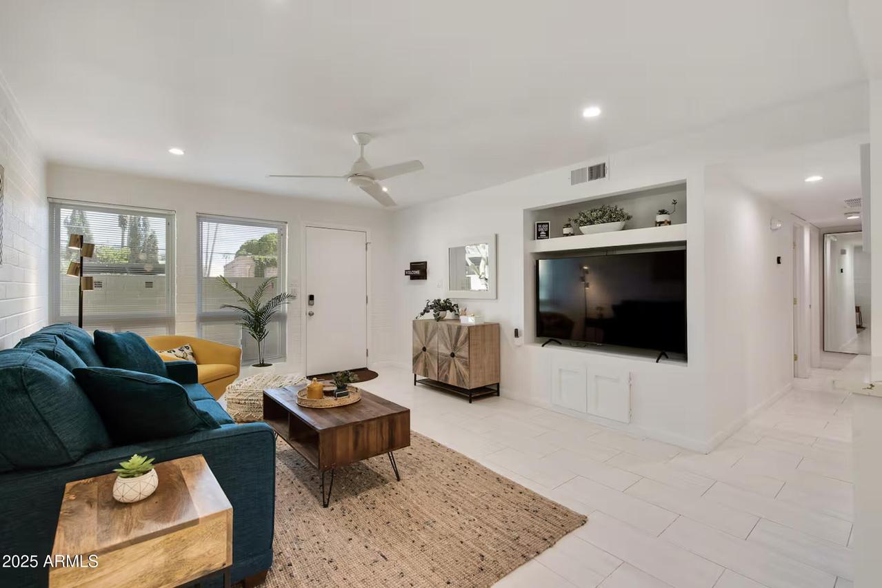 4917 N 73rd St. #15, Scottsdale, AZ 85251