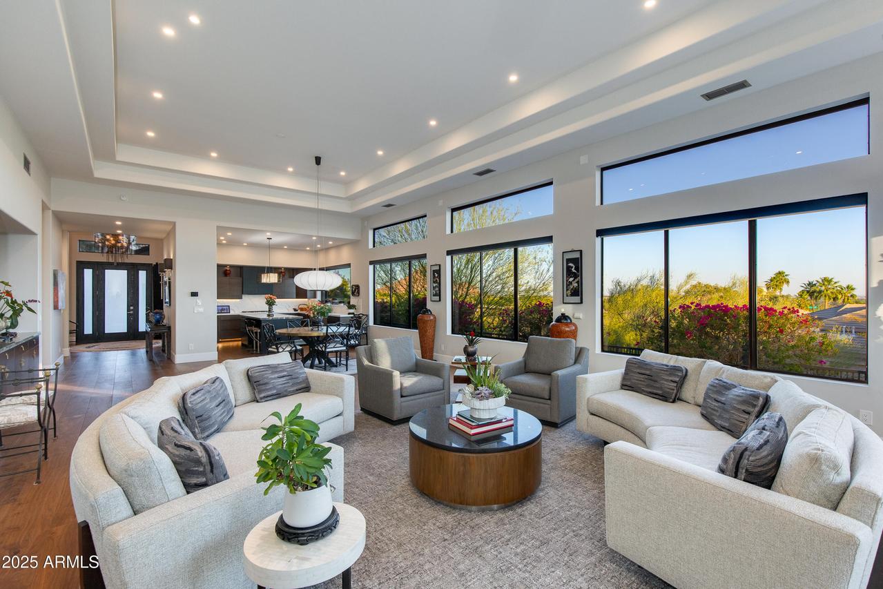 6512 N 31st Way, Phoenix, AZ 85016