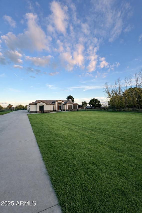 7131 N 181st Ave., Waddell, AZ 85355