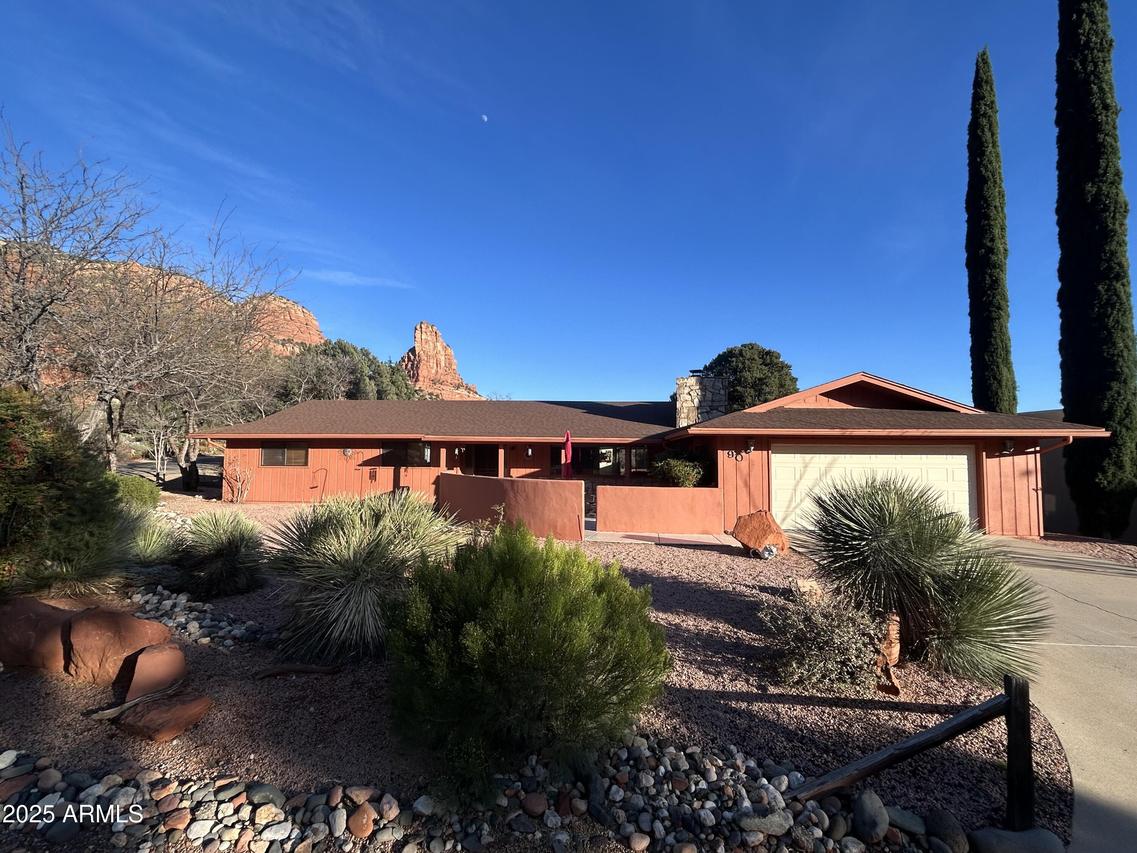 90 Box Canyon Rd., Sedona, AZ 86351