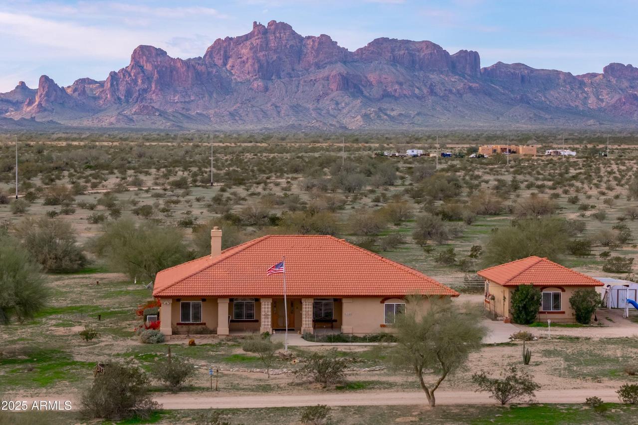 1516 S 547th Ave., Tonopah, AZ 85354