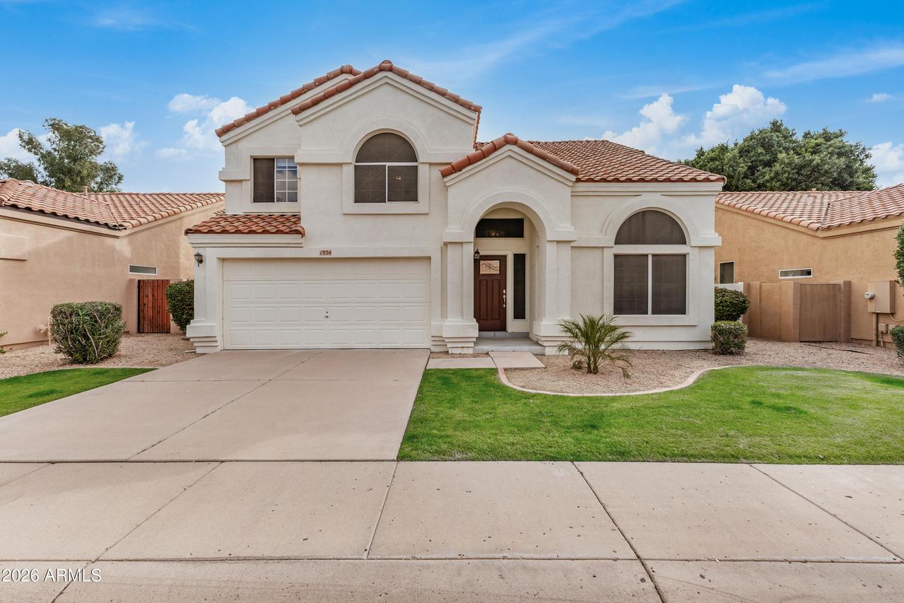 1934 W Peninsula Cir., Chandler, AZ 85248