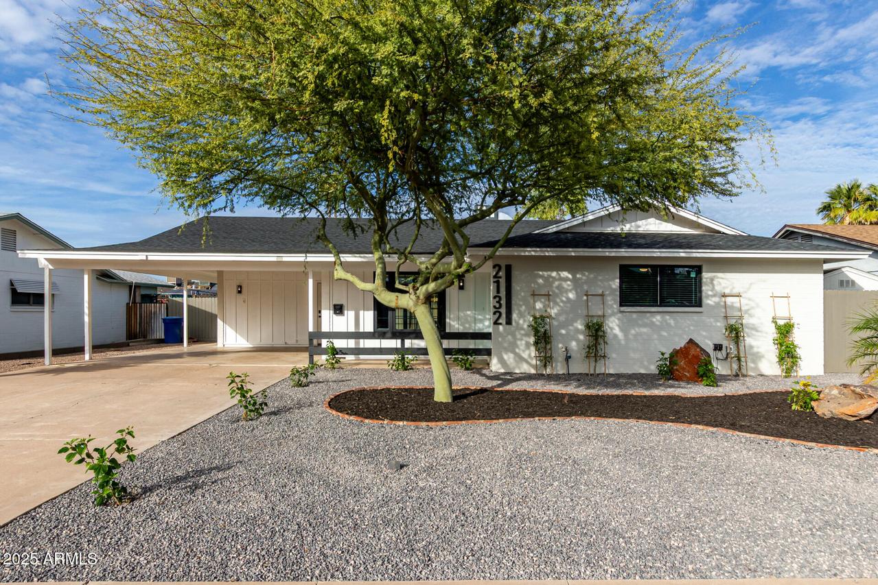 2132 E Broadmor Dr., Tempe, AZ 85282
