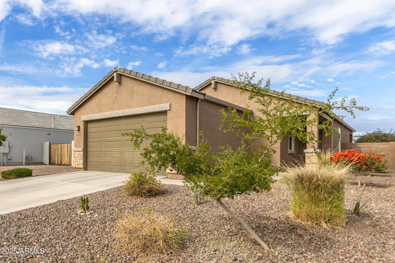 3646 E Appaloosa Dr., San Tan Valley, AZ 85140