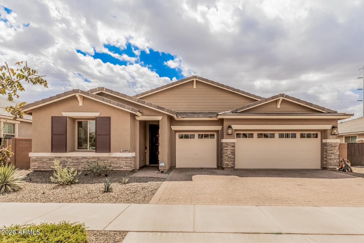 21095 E Cattle Dr., Queen Creek, AZ 85142