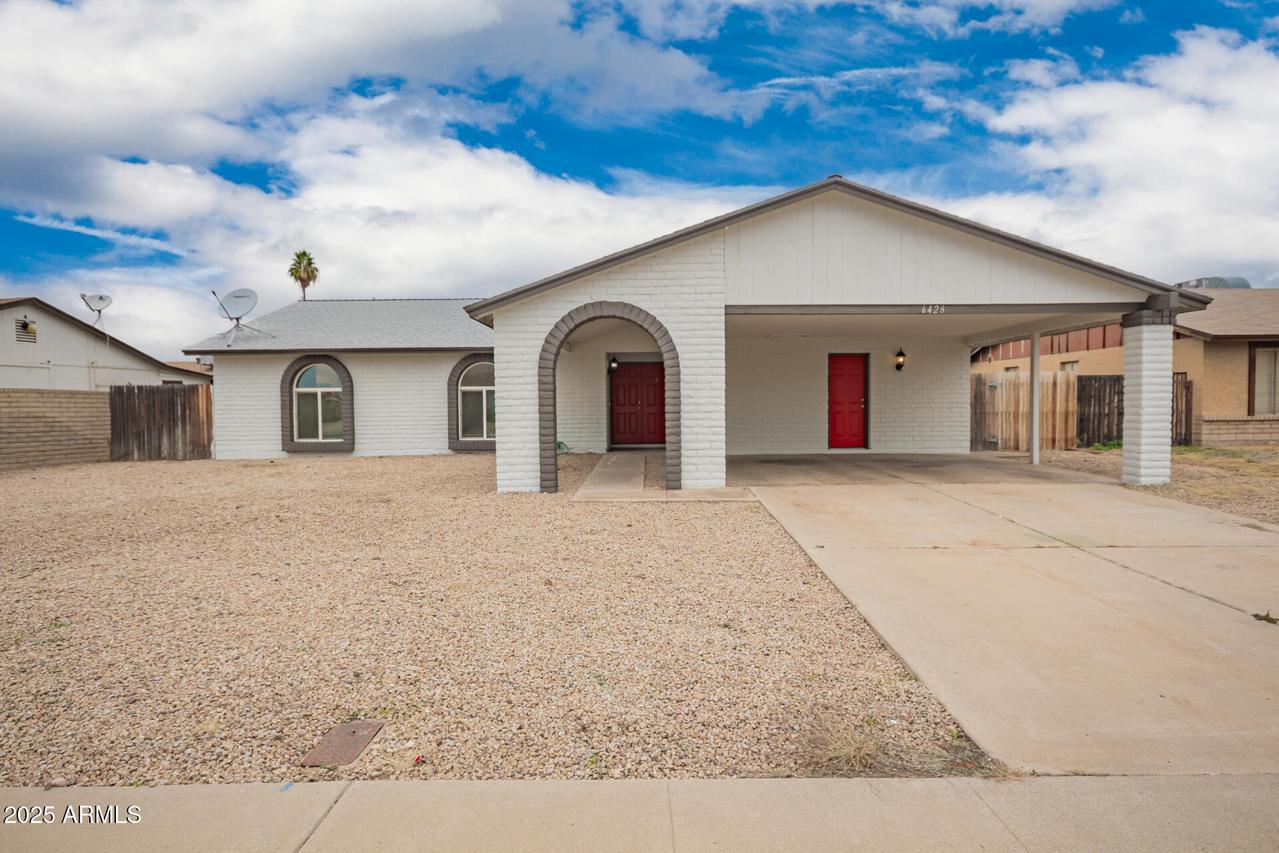 6428 W Sunnyslope Ln., Glendale, AZ 85302