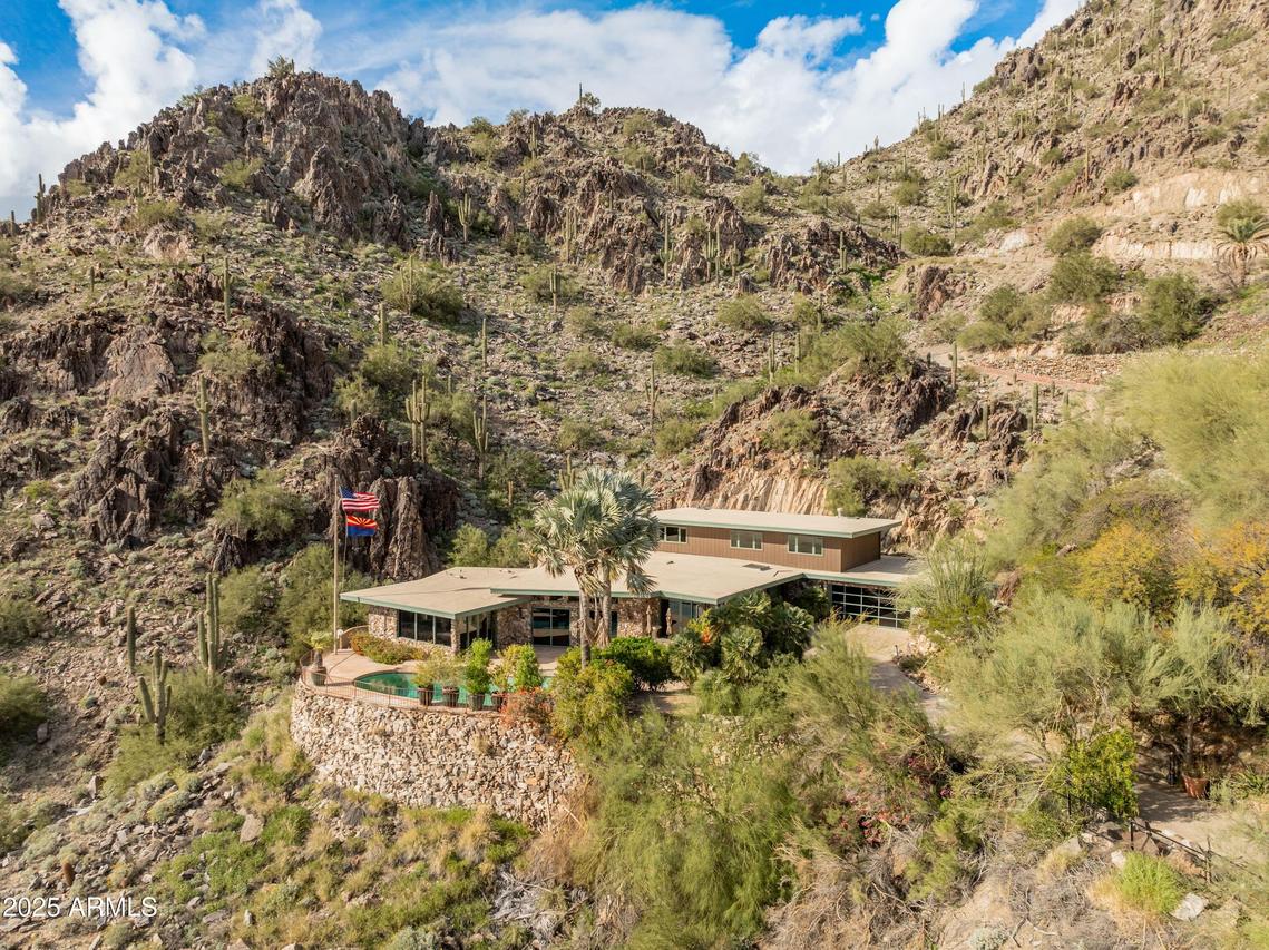 7310 N Highcliff Dr., Paradise Valley, AZ 85253