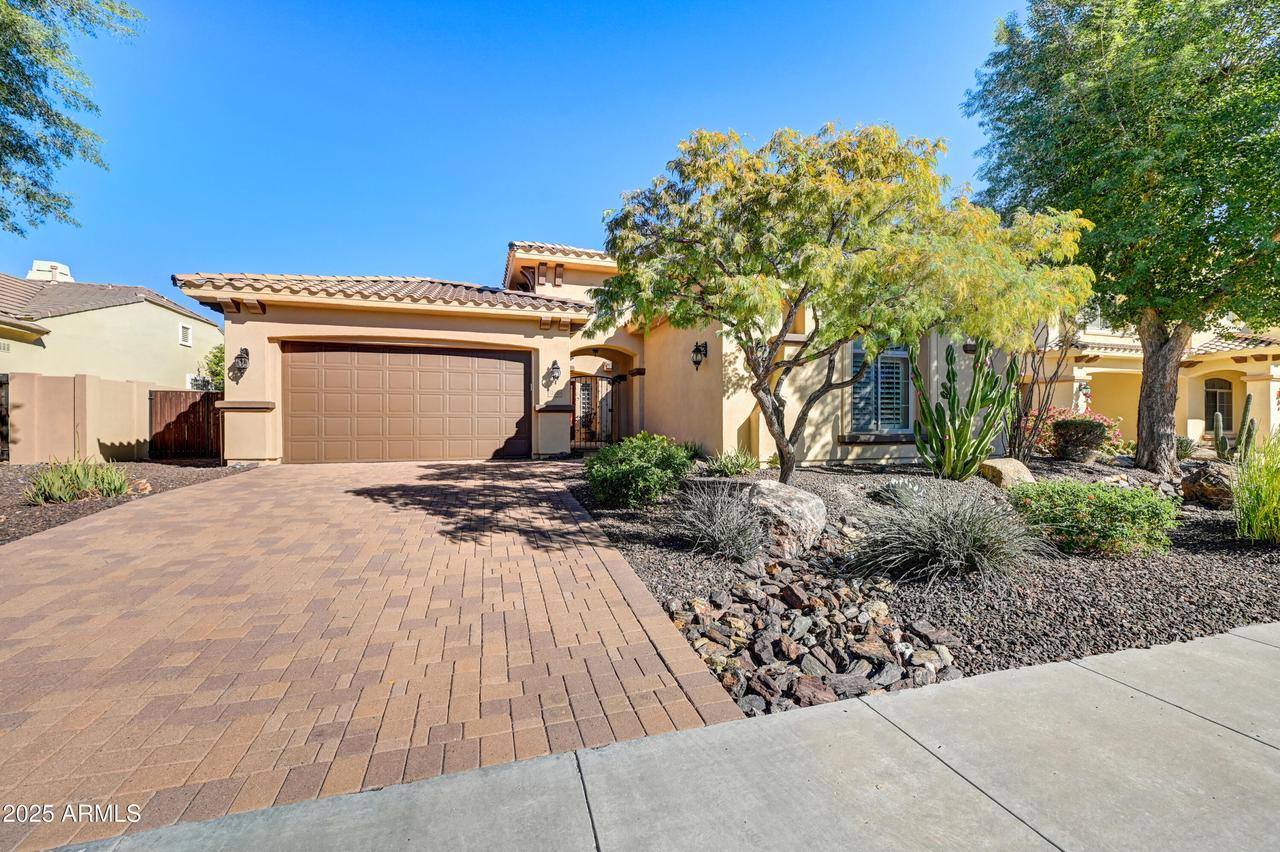 13340 W Via Caballo Blanco, Peoria, AZ 85383