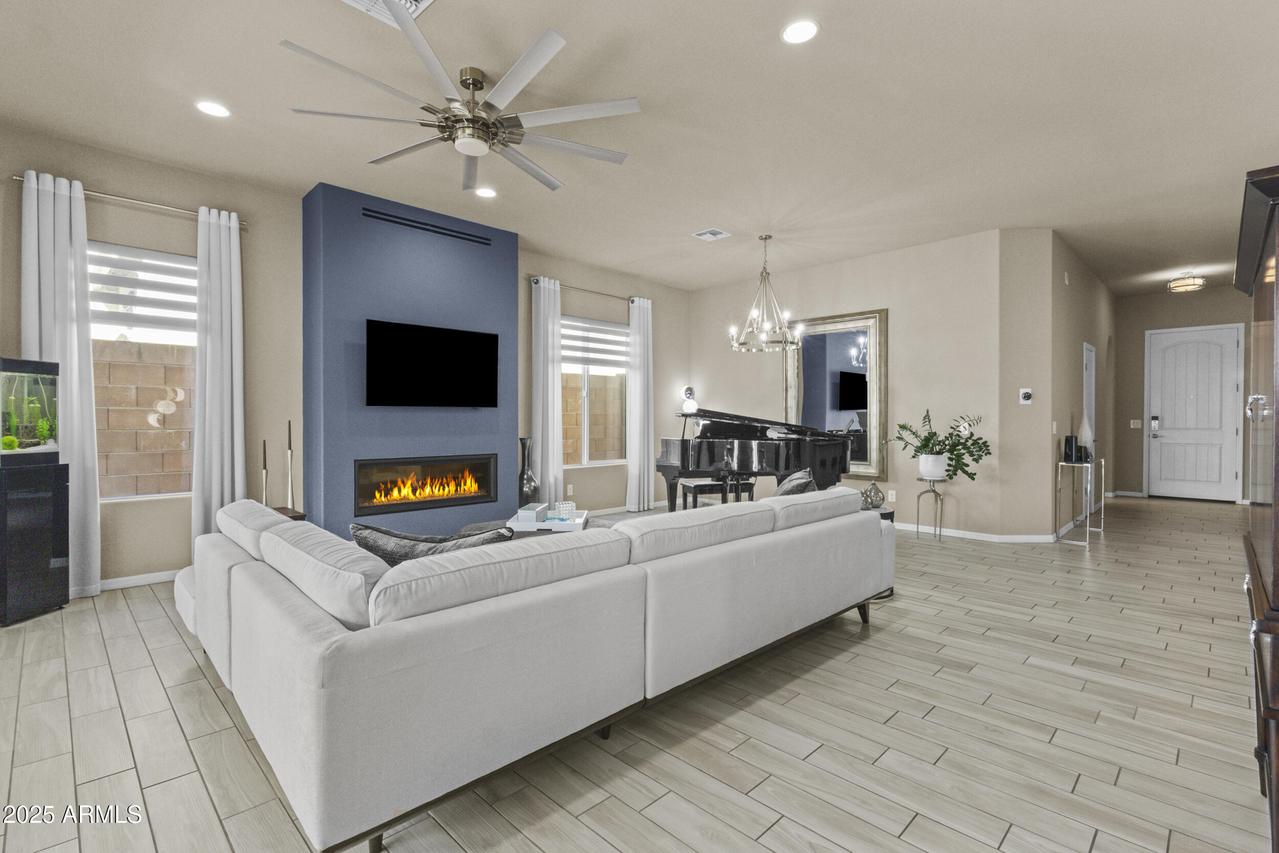 14200 W Village Pkwy. #2046, Litchfield Park, AZ 85340