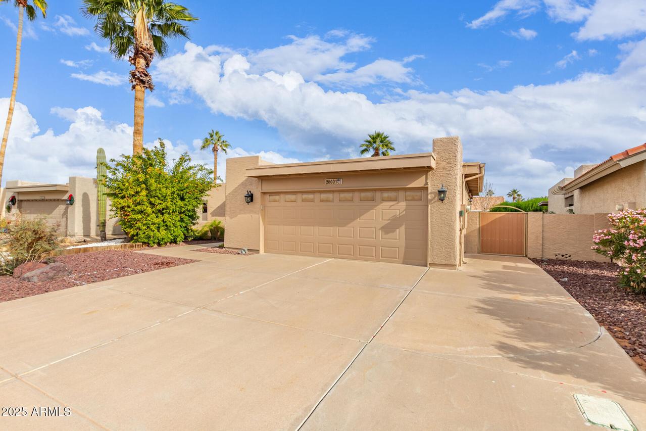 26001 S Greencastle Dr., Sun Lakes, AZ 85248