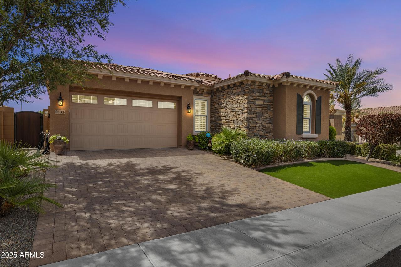 2133 E Kesler Ln., Chandler, AZ 85225
