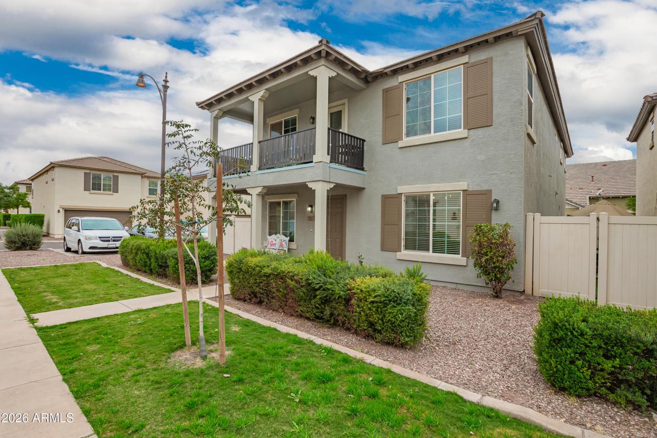 907 S Henry Ln., Gilbert, AZ 85296