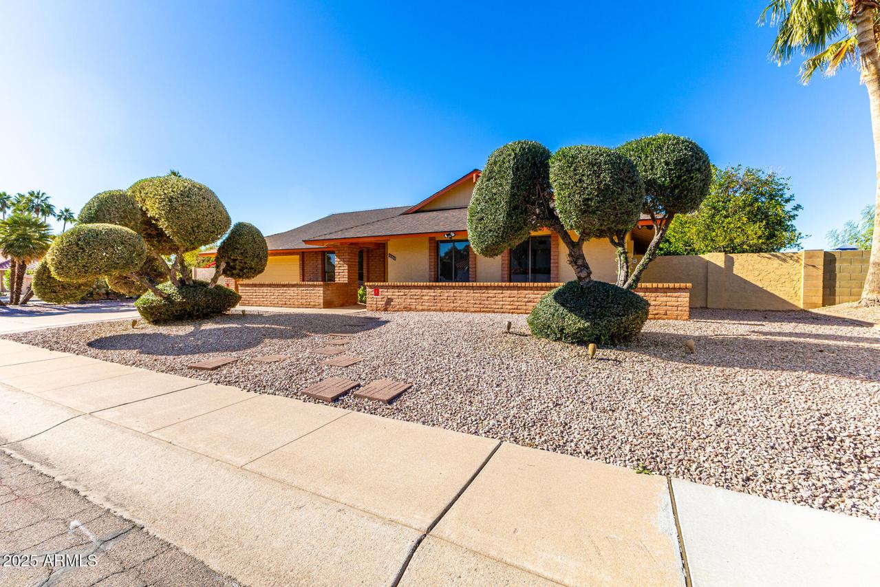 10200 N 77th St., Scottsdale, AZ 85258