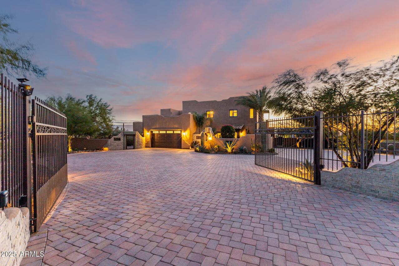 8205 E Quill St., Mesa, AZ 85207