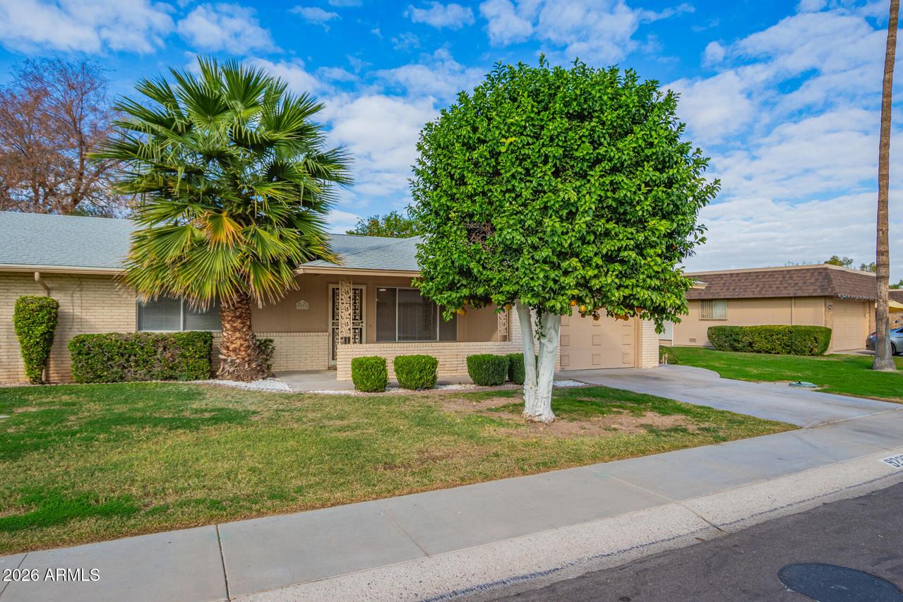 9232 N 110th Ave., Sun City, AZ 85351