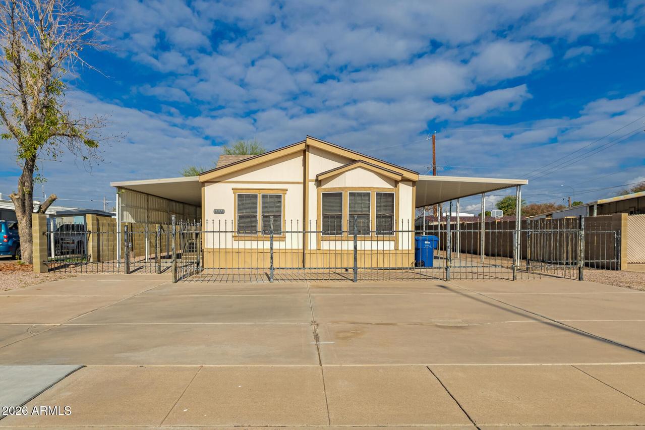 3952 E Birchwood Ave., Mesa, AZ 85206