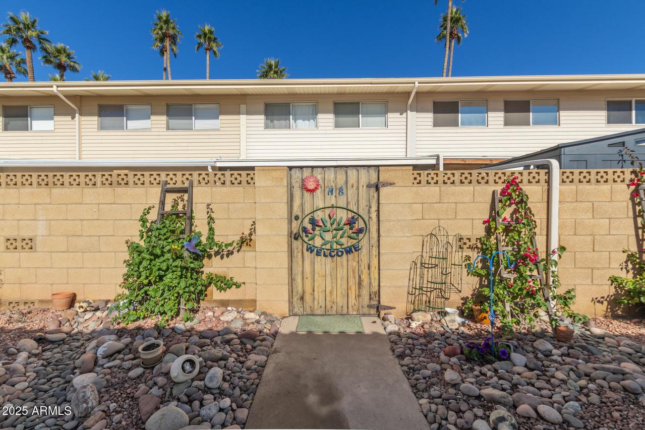 8220 E Garfield St. #M8, Scottsdale, AZ 85257