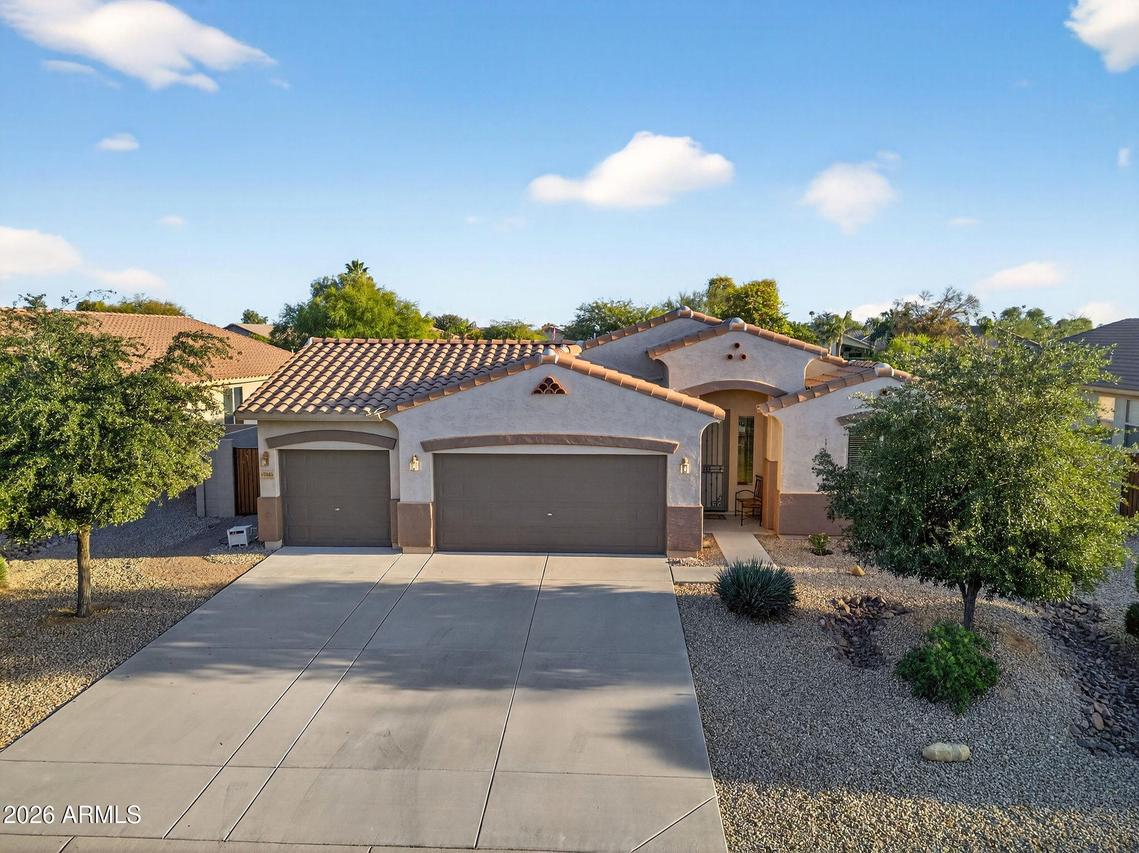 35405 N Galloway Dr., San Tan Valley, AZ 85143