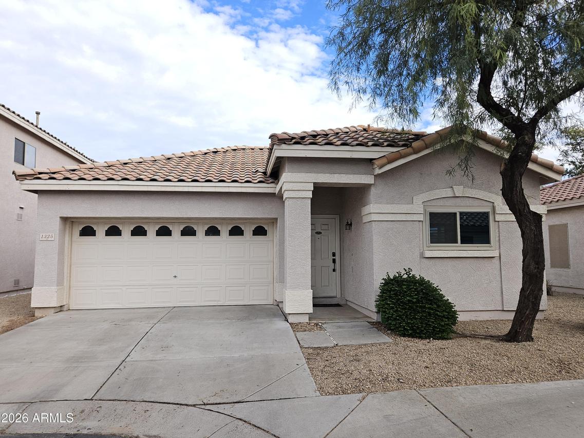 1325 S Mosley Ct., Chandler, AZ 85286