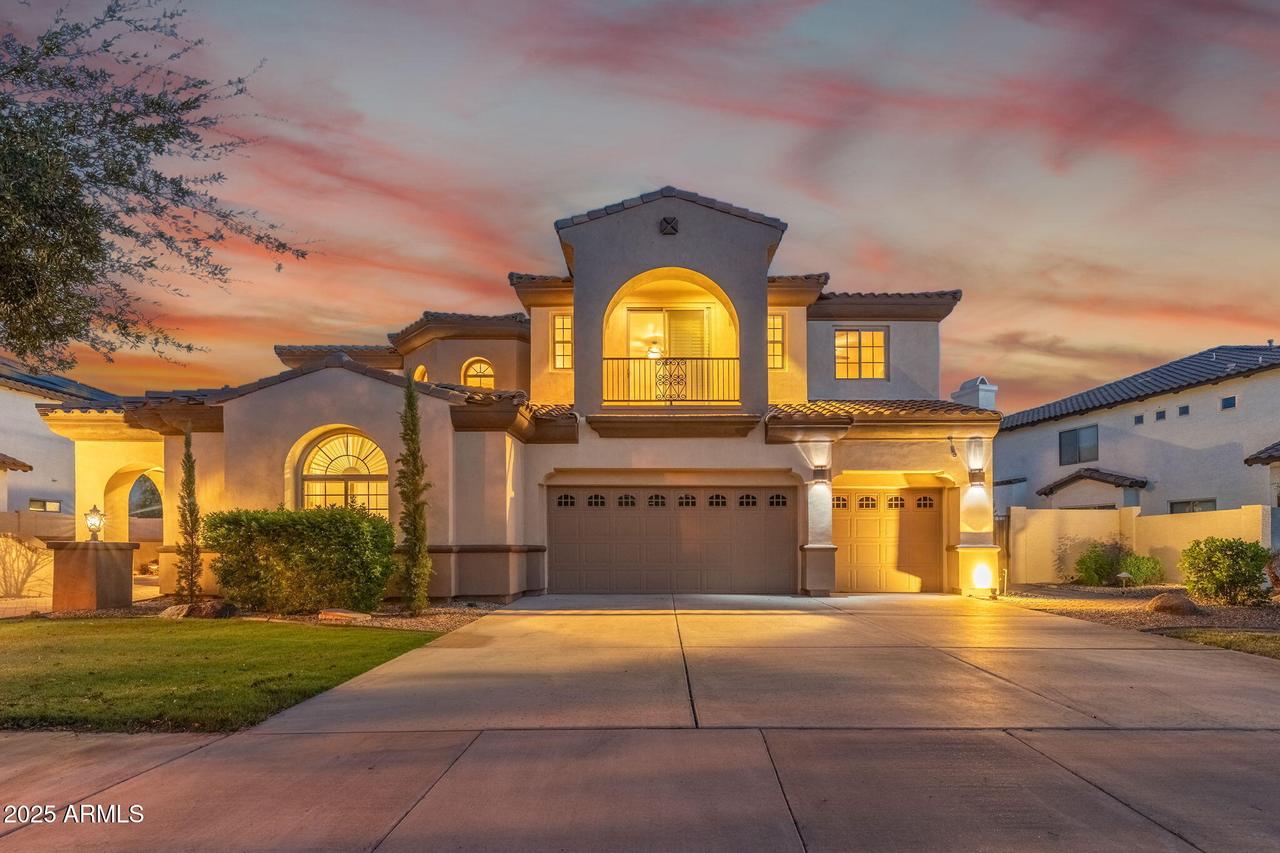 795 W Verbena Ln., Litchfield Park, AZ 85340