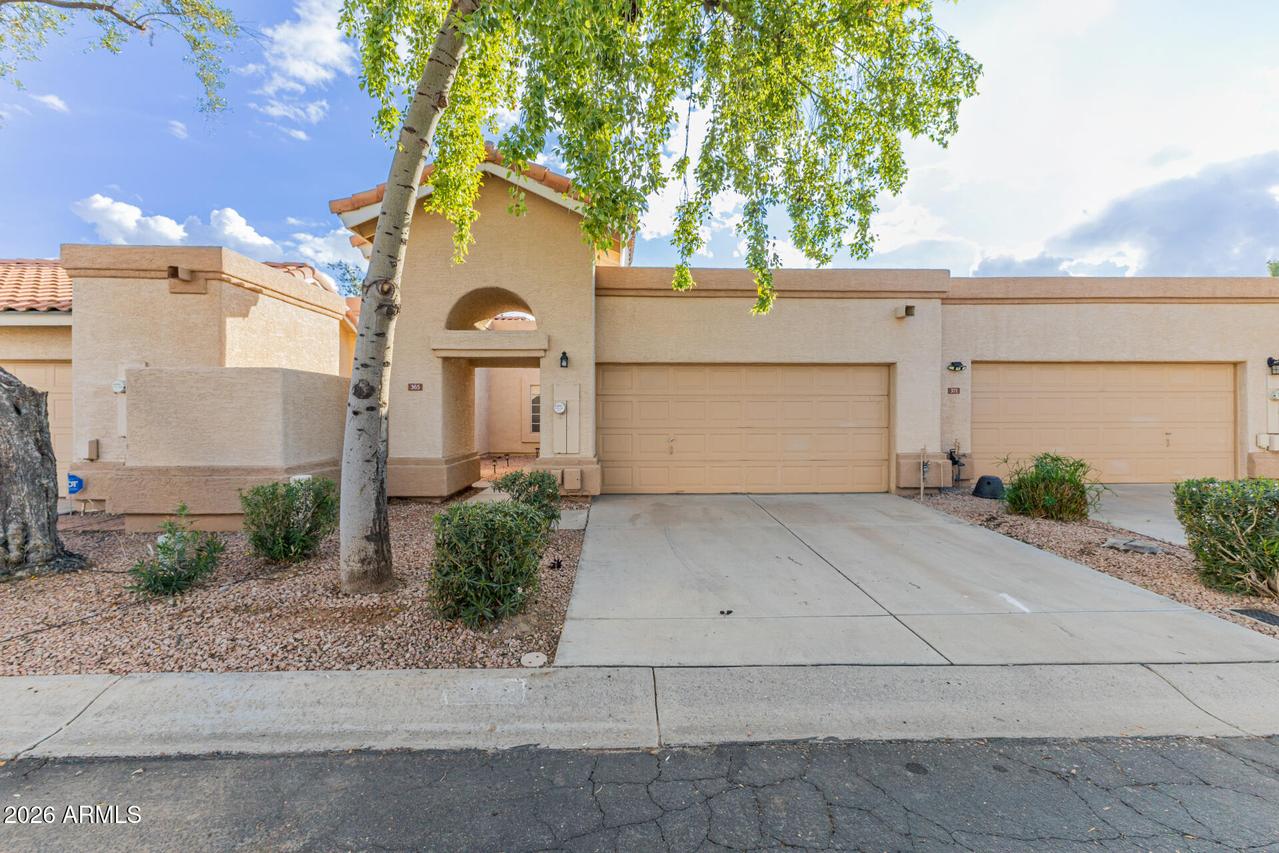 365 W Lodge Dr., Tempe, AZ 85283