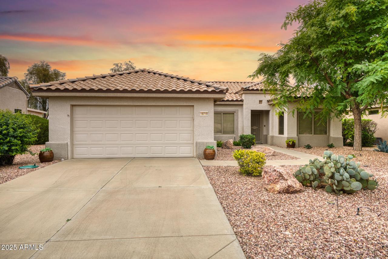 19719 N Desert Song Way, Surprise, AZ 85374