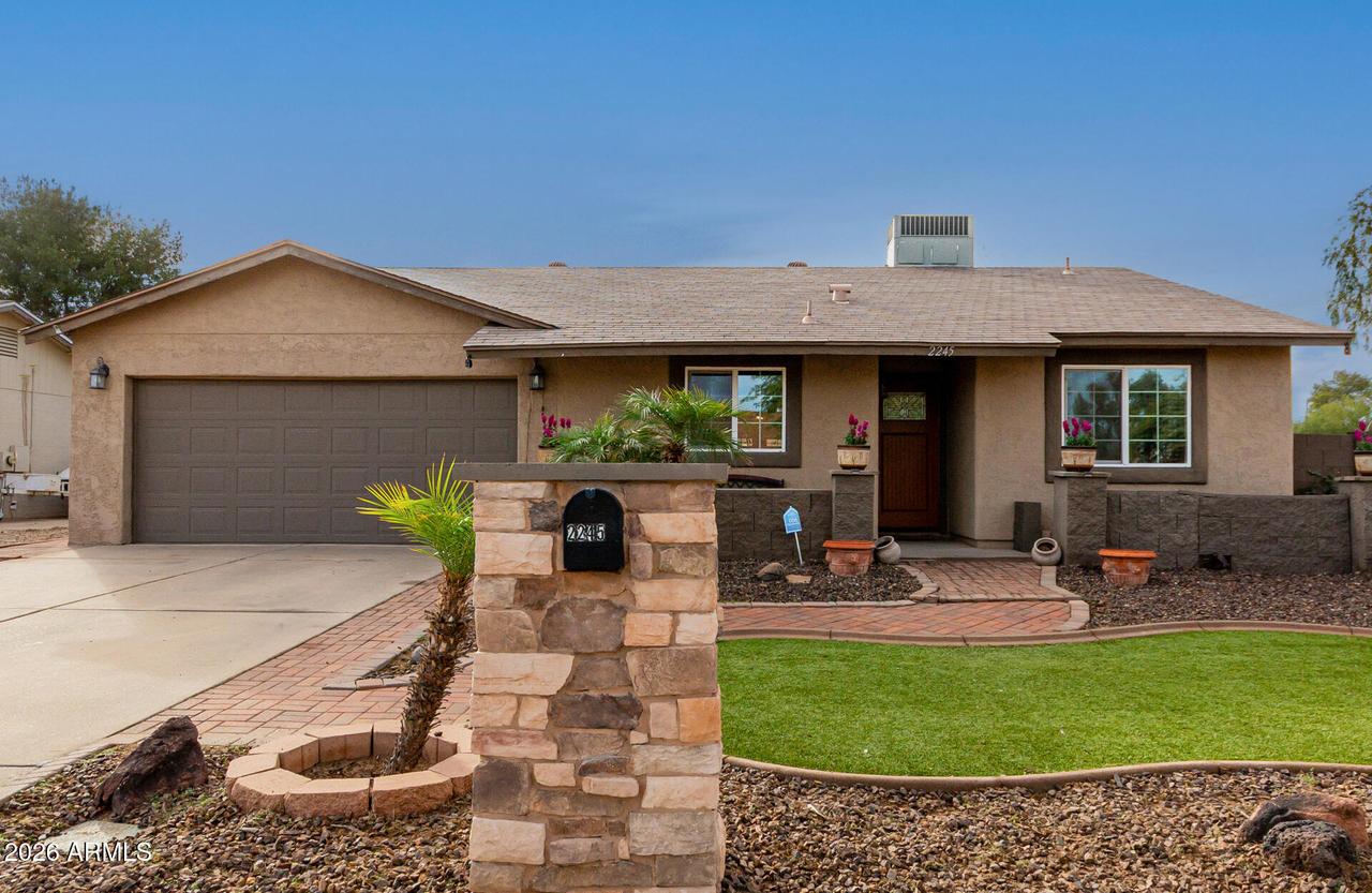 2245 W Sequoia Dr., Phoenix, AZ 85027