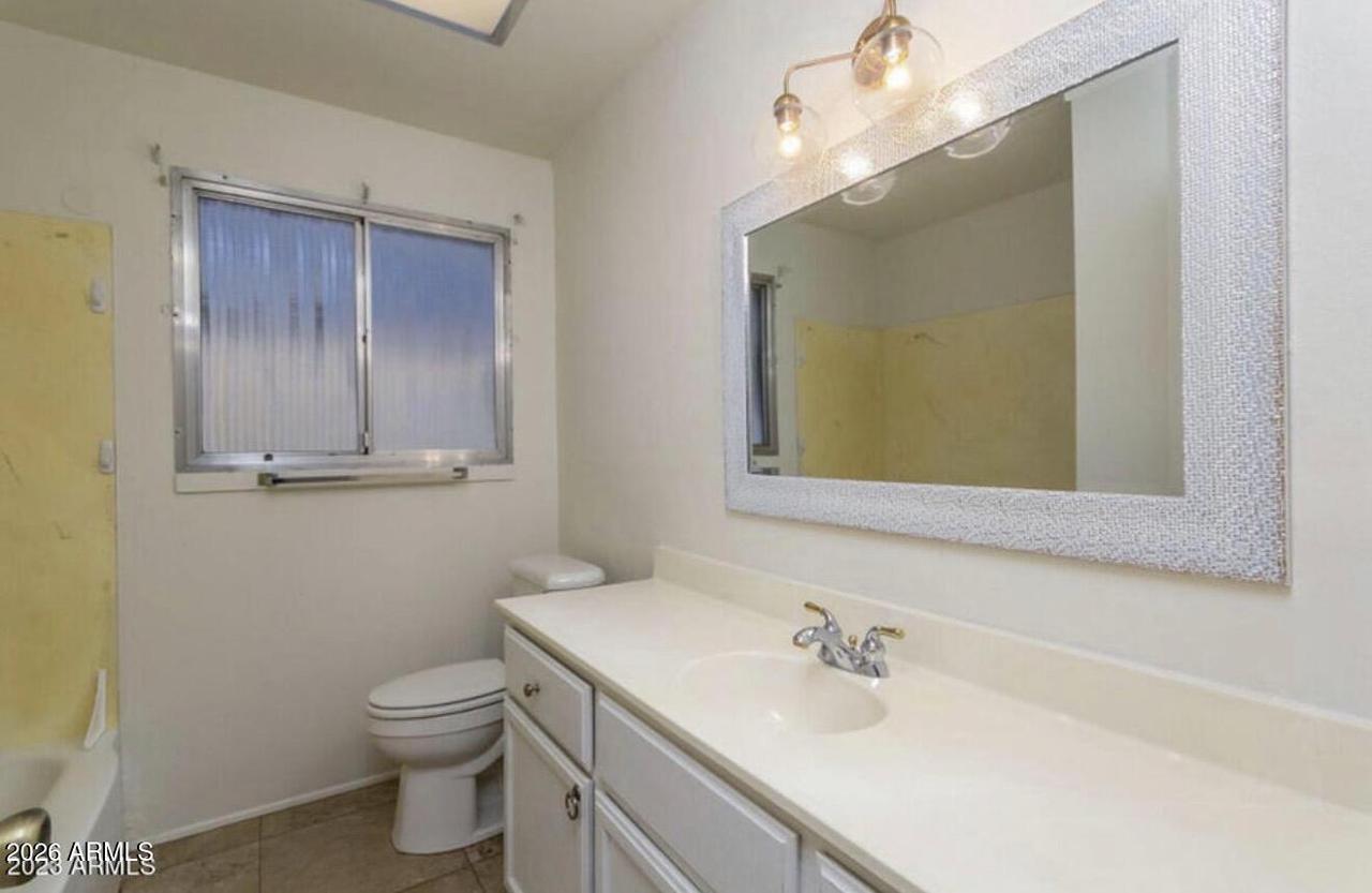 13021 N 113th Ave. #I, Youngtown, AZ 85363