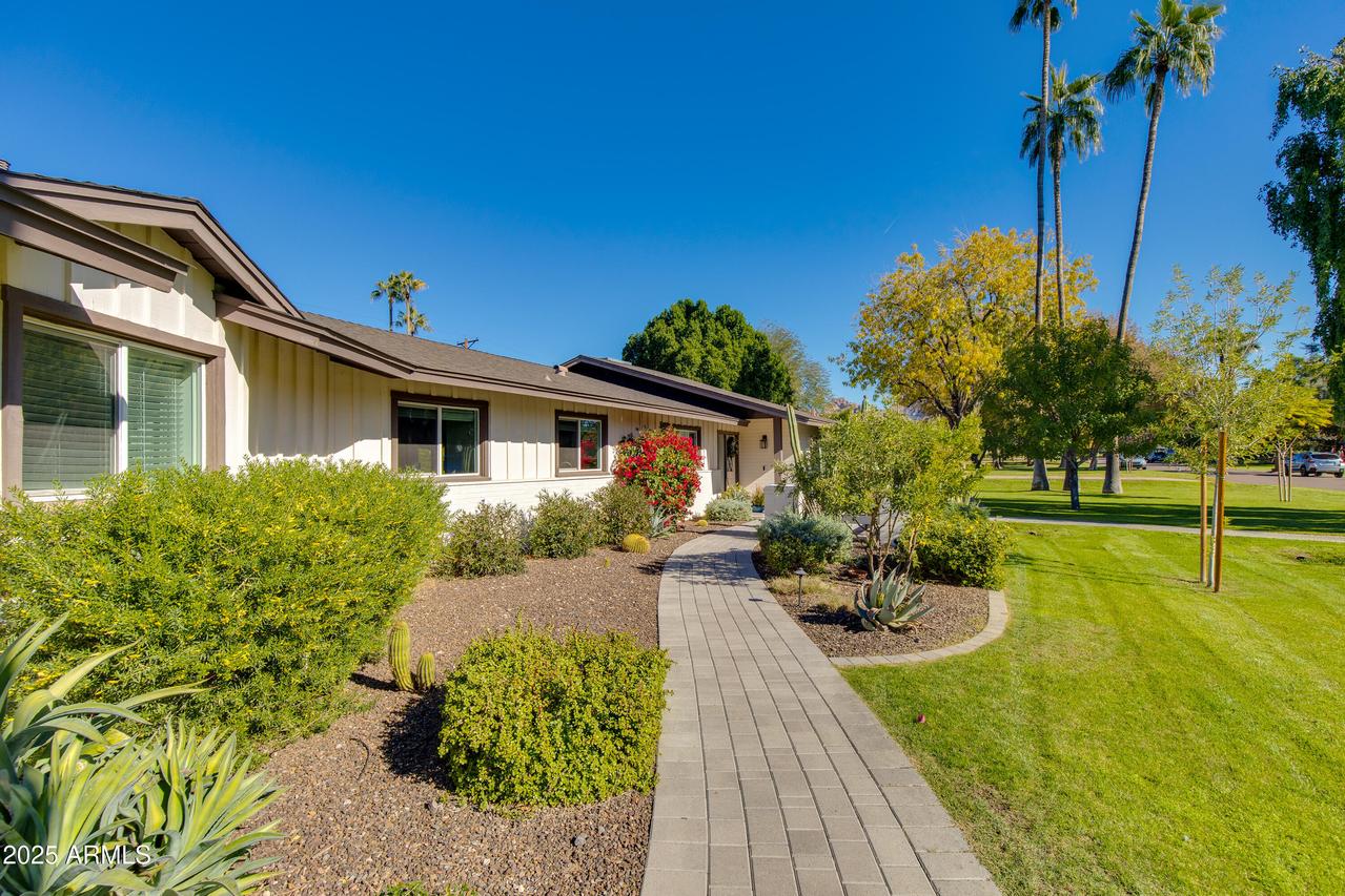 3604 E Orange Dr., Phoenix, AZ 85018