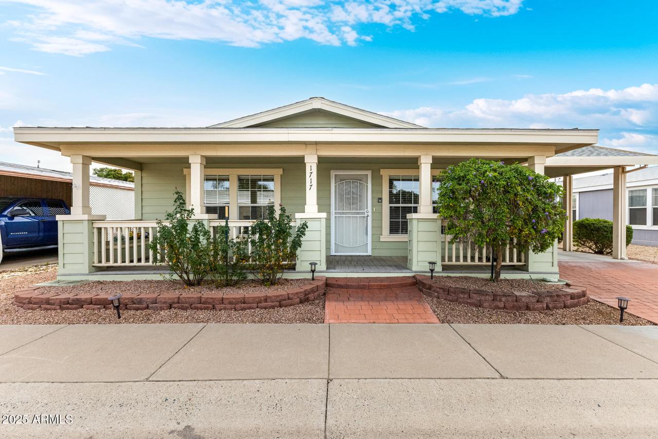 1717 E Libby St., Phoenix, AZ 85022