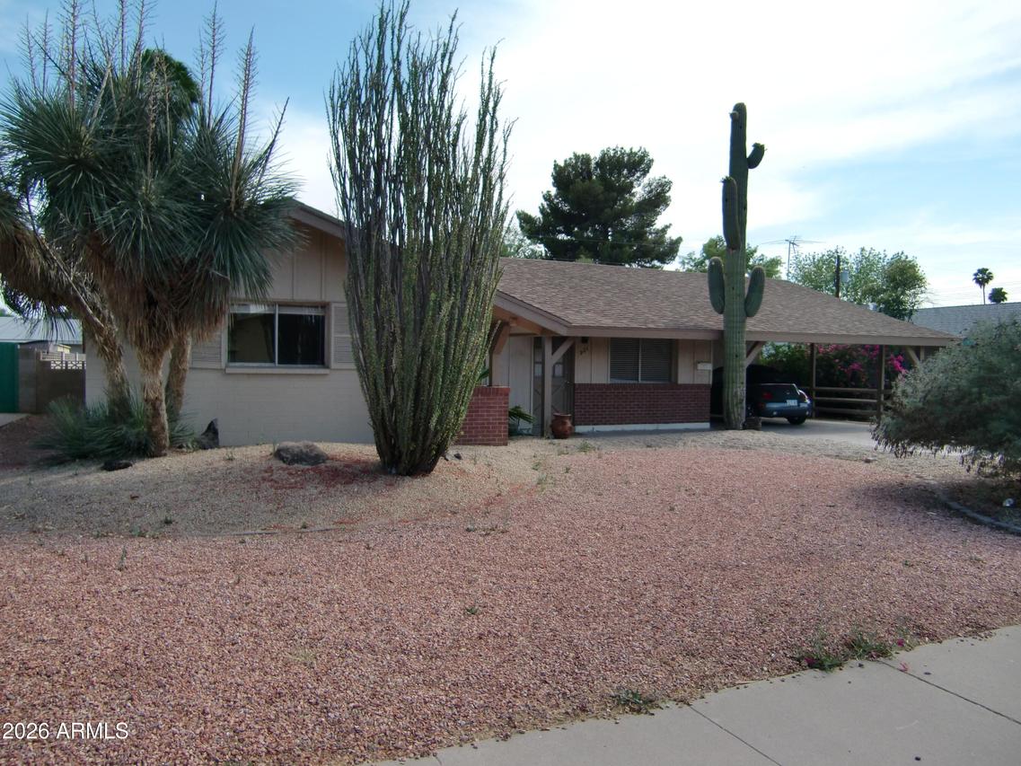 921 E Campus Dr., Tempe, AZ 85282